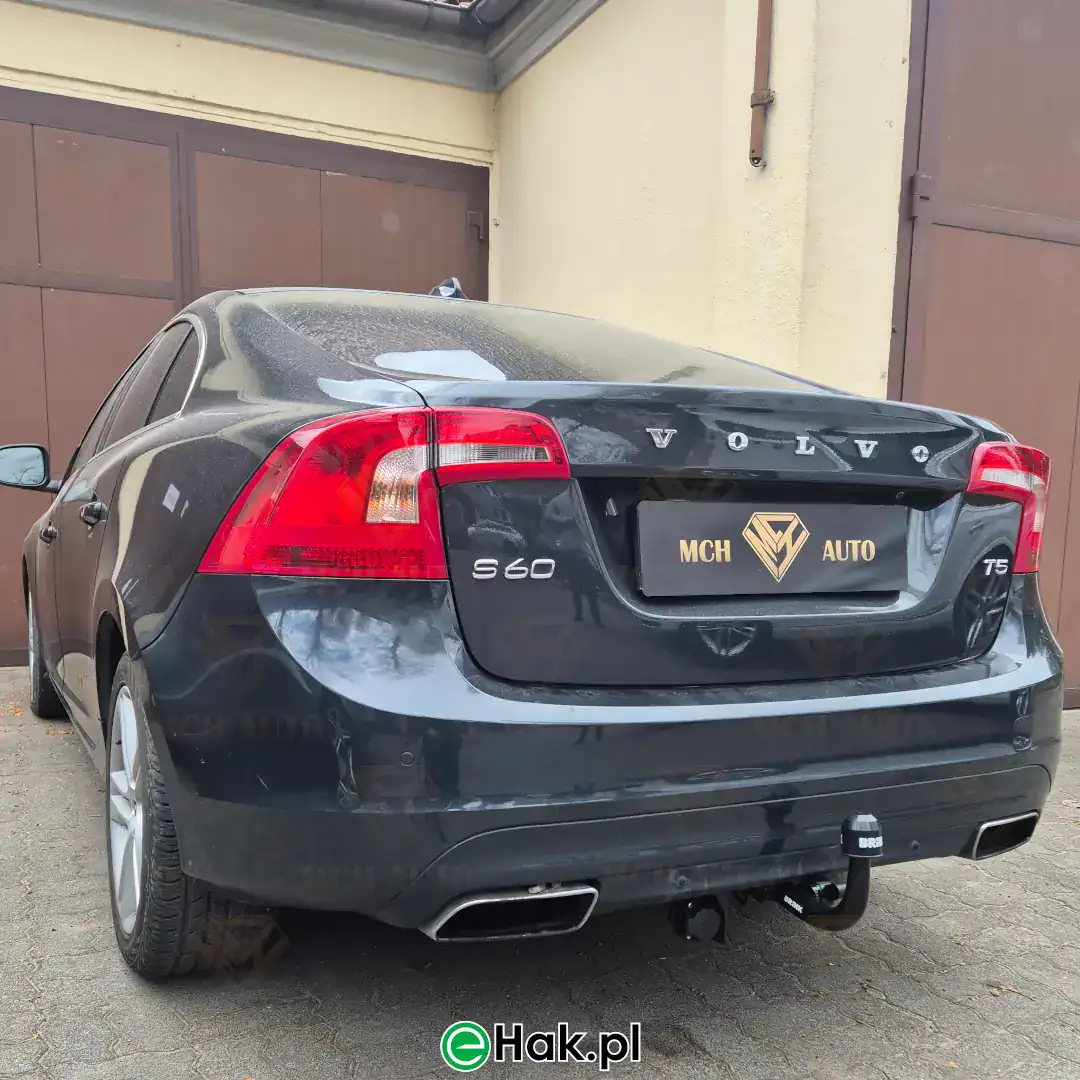 montaż haka volvo s60