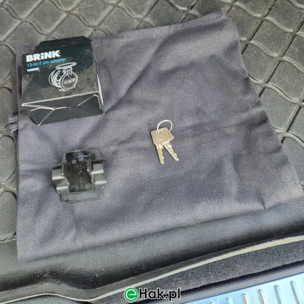 2 montaż haka holowniczego mercedes glc