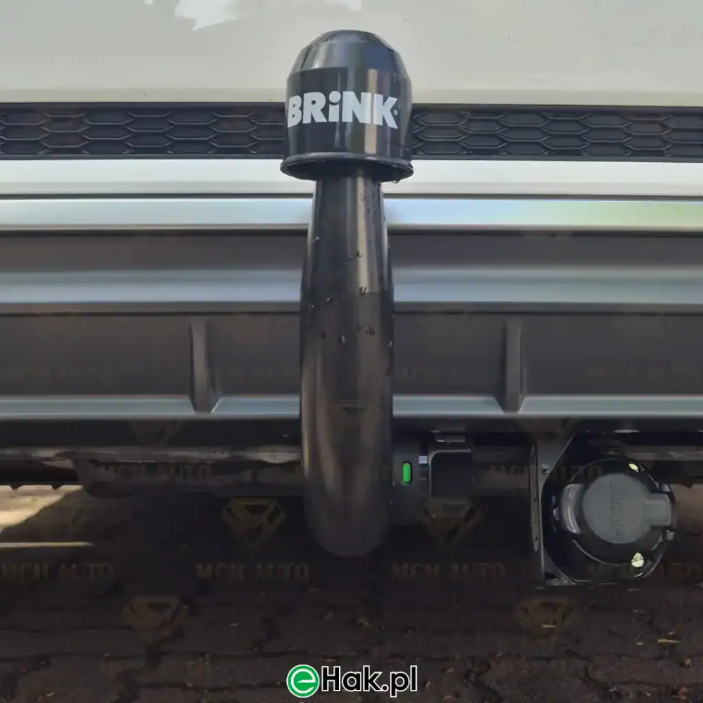 3 montaż haka holowniczego audi a4b9