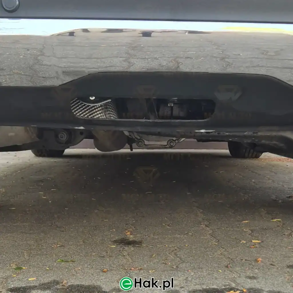 3 montaż haka holowniczego mercedes glc