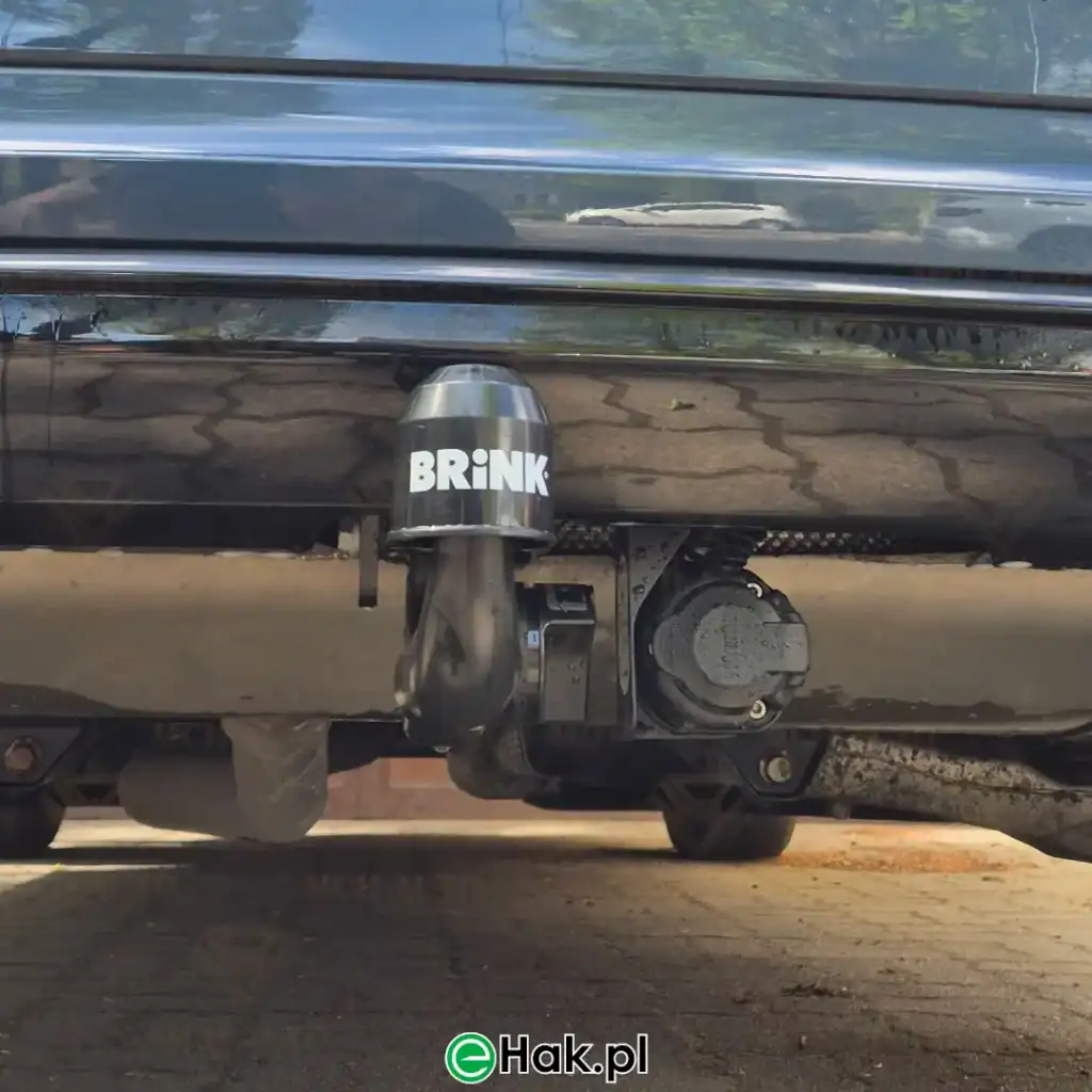 3 montaż haka holowniczego volvo xc60 ii