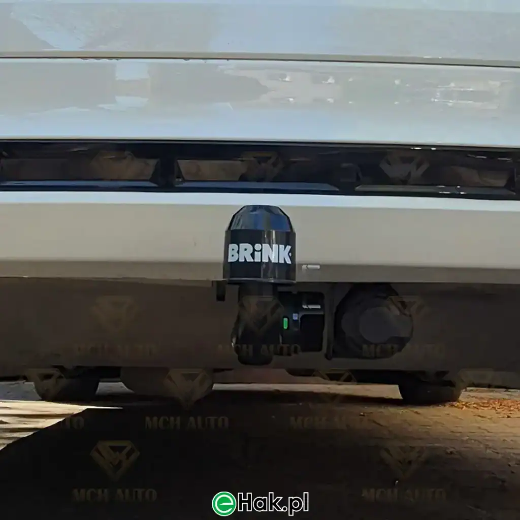 3 montaż haka holowniczego volvo xc60 ii