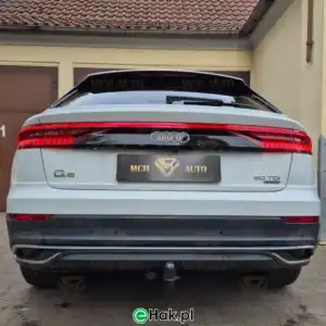 4 montaż haka audi q8