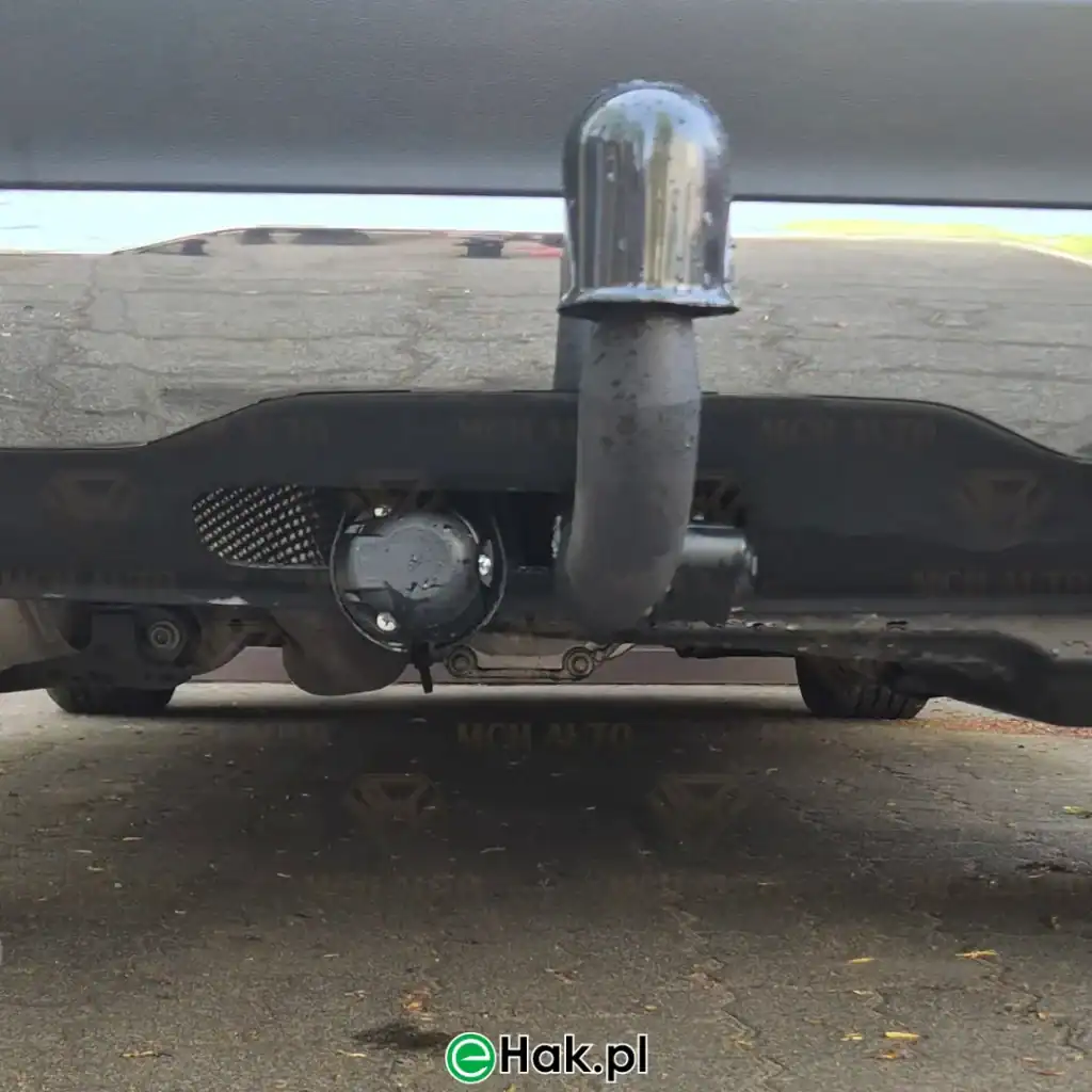 4 montaż haka holowniczego mercedes glc