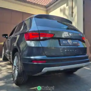 4 montaż haka holowniczego seat ateca