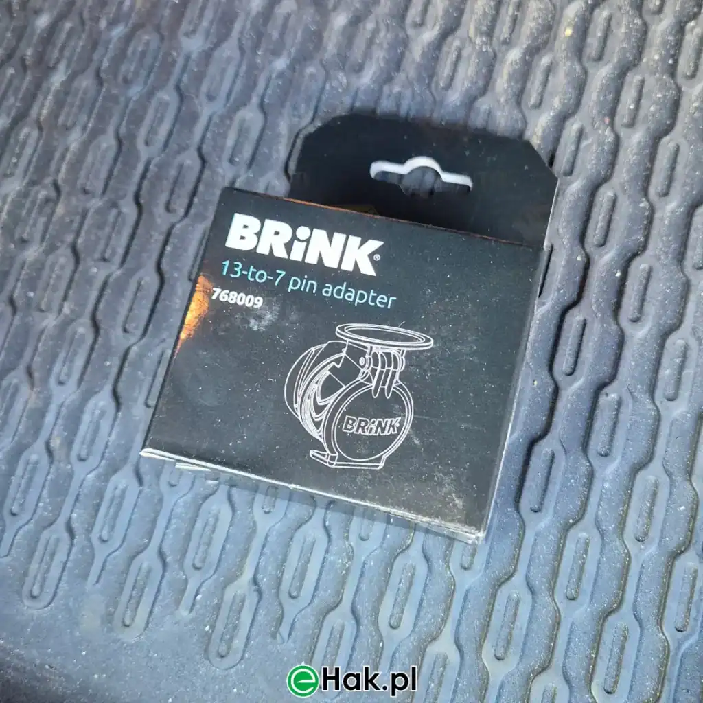 montaż haka holowniczego dacia duster ii