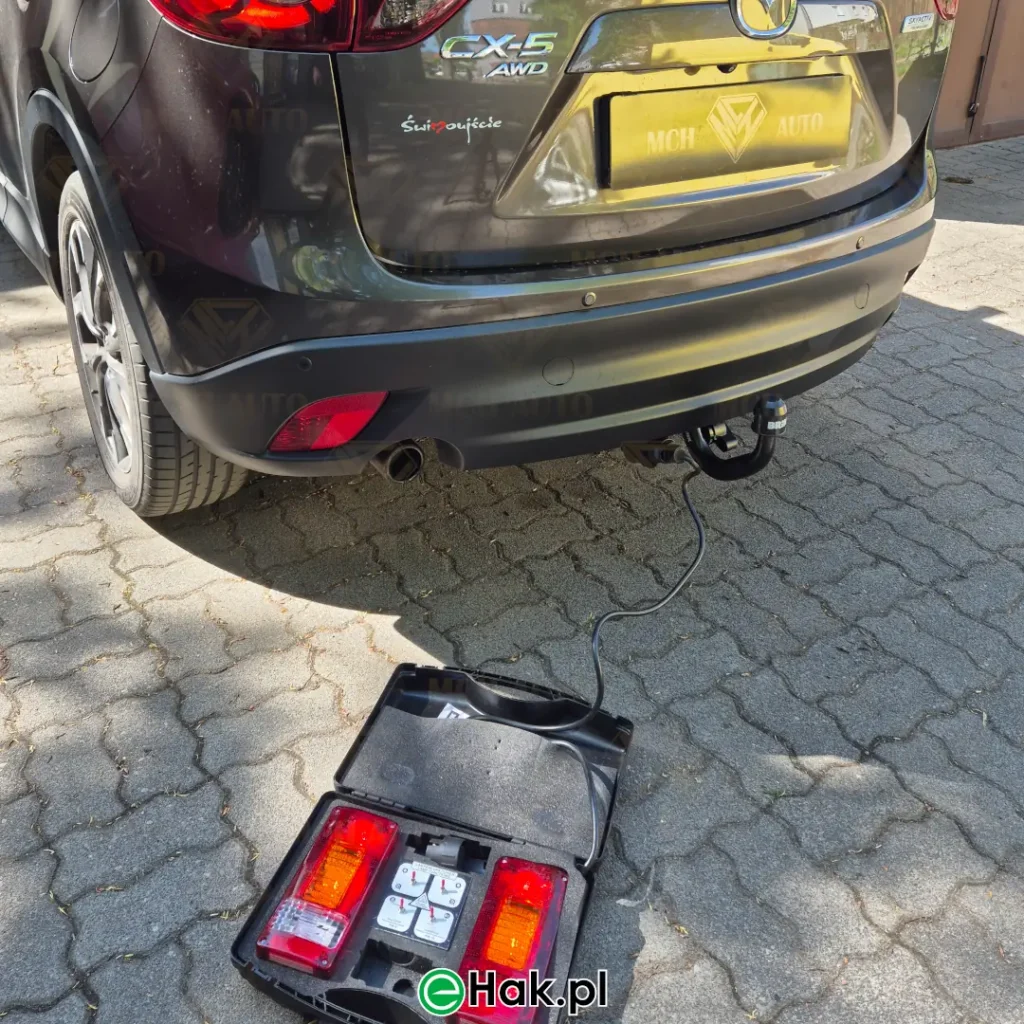 montaż haka holowniczego mazda cx5