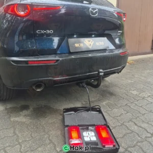 1 montaż haka holowniczego mazda cx-30