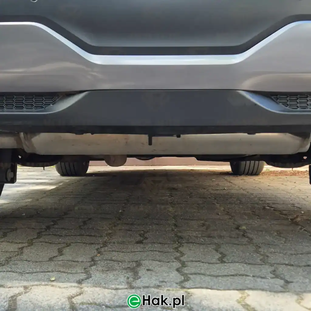 1 montaż haka holowniczego nissan qashqai iii j12