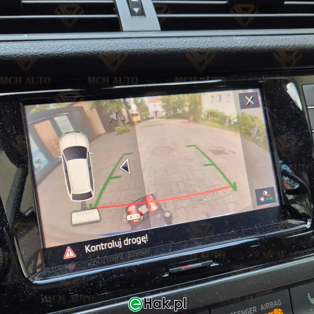 1 montaż haka holowniczego skoda fabia