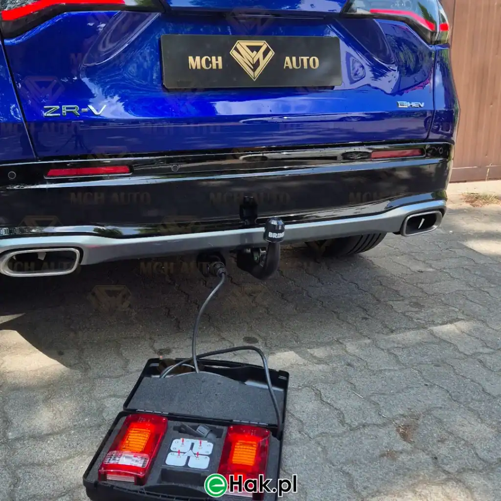 3 montaż haka holowniczego honda zr-v