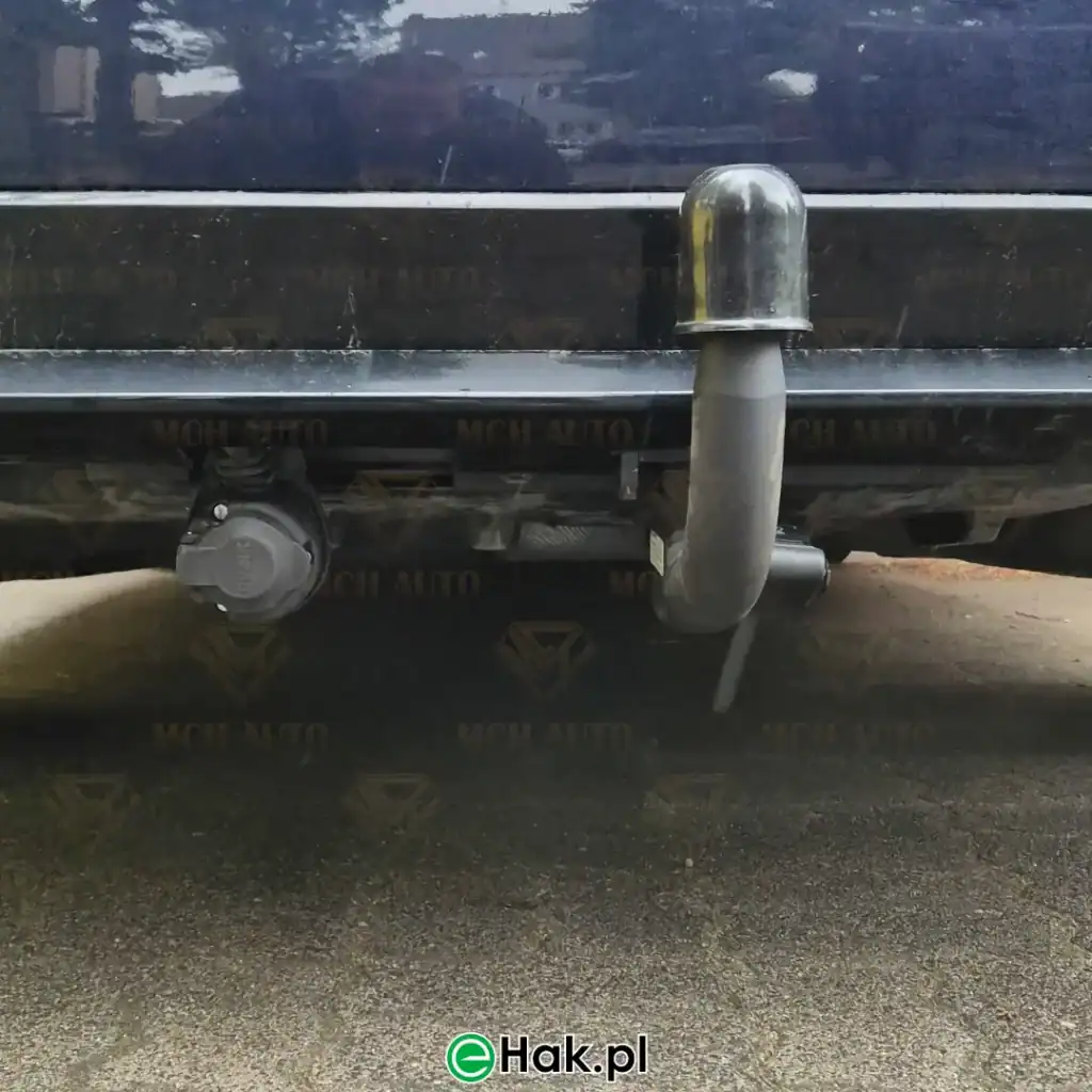 4 montaż haka holowniczego suzuki swace