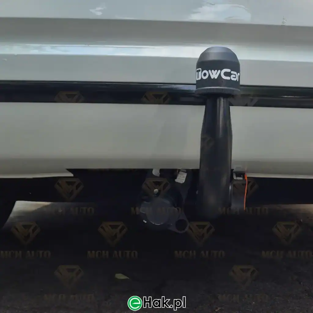 5 montaż haka holowniczego audi a8 d5