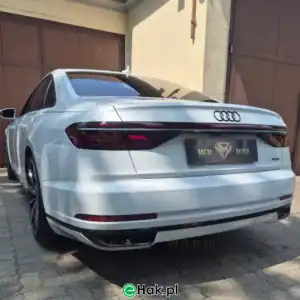 8 montaż haka holowniczego audi a8 d5