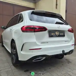 8 montaż haka holowniczego mercedes b w247