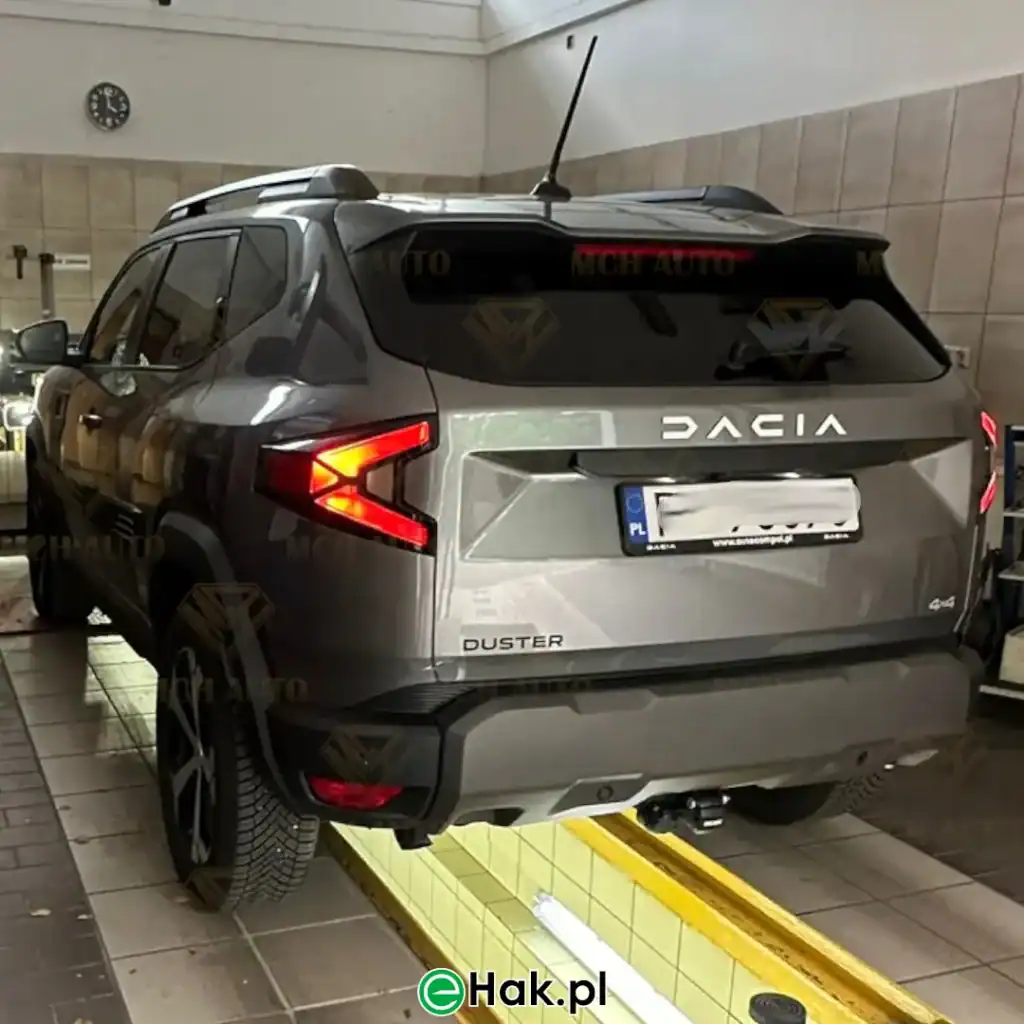 montaż haka holowniczego dacia duster iii 2024-
