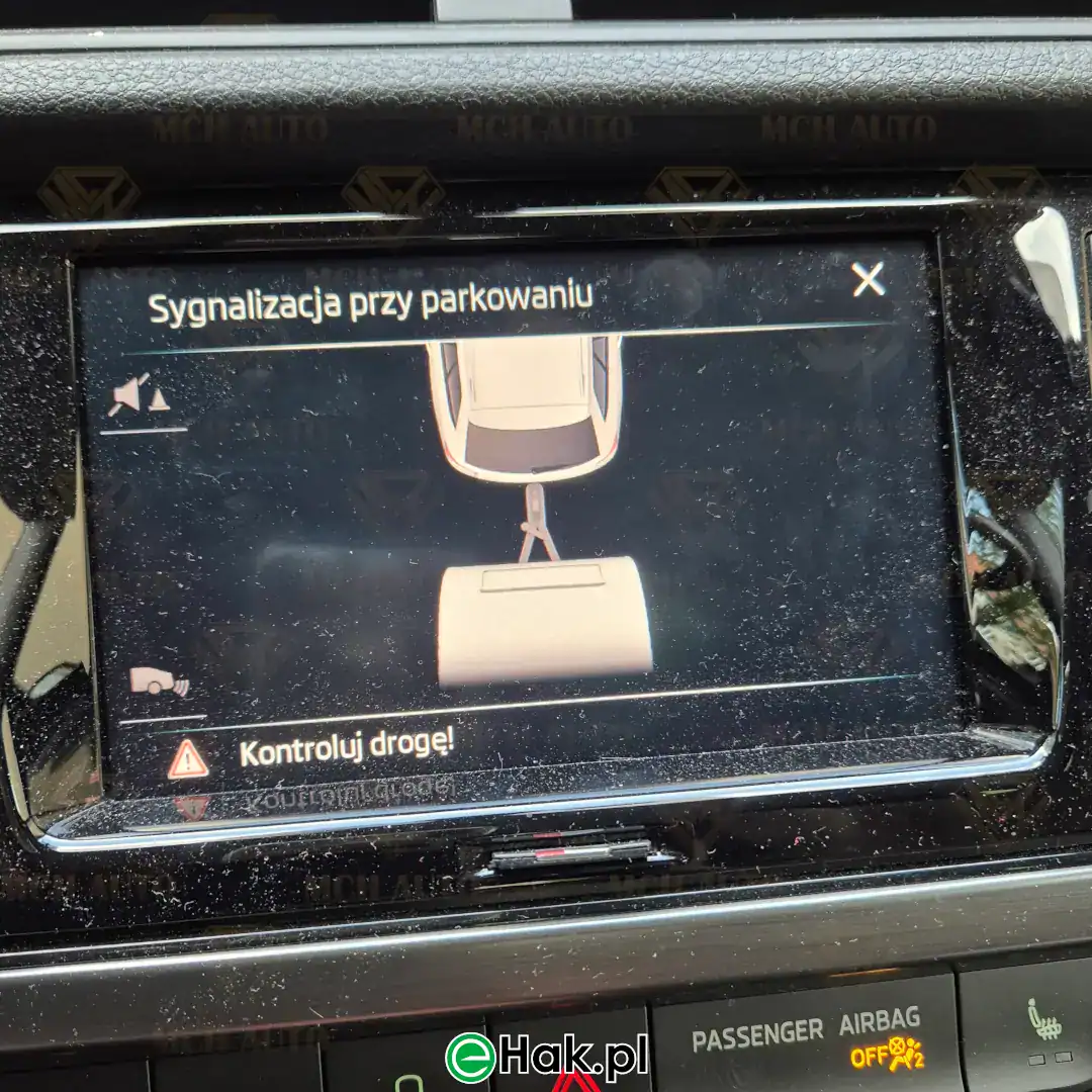 montaż haka holowniczego skoda fabia