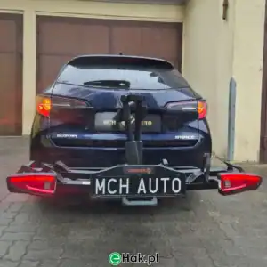 montaż haka holowniczego suzuki swace