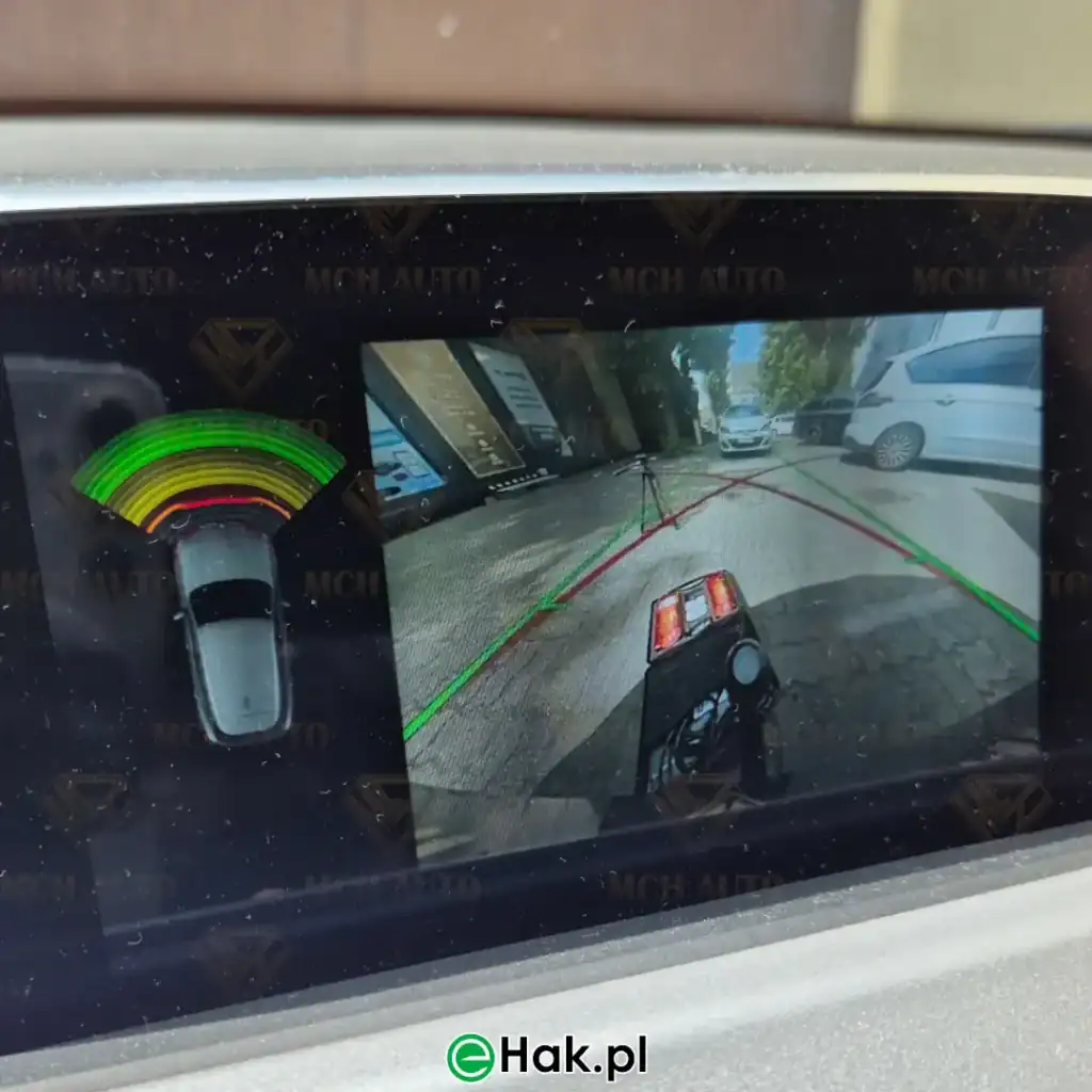 2 montaż haka holowniczego bmw x2.