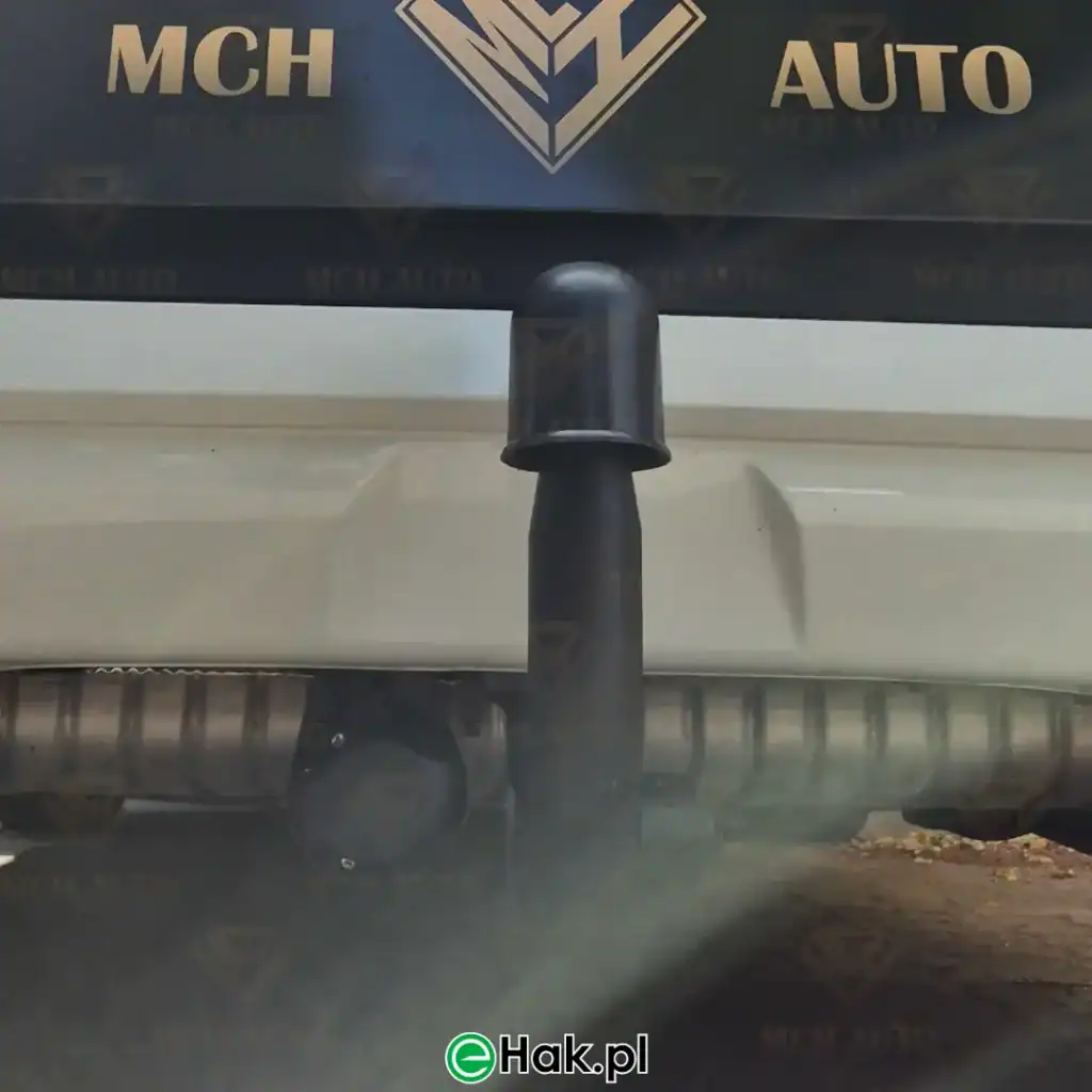 6 montaż haka holowniczego bmw x2.