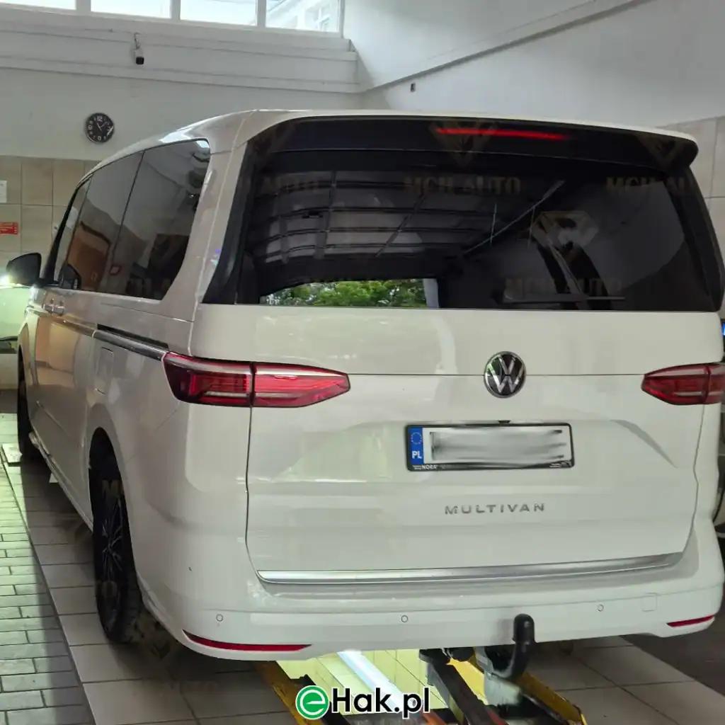 7 montaż haka holowniczego vw multivan t7