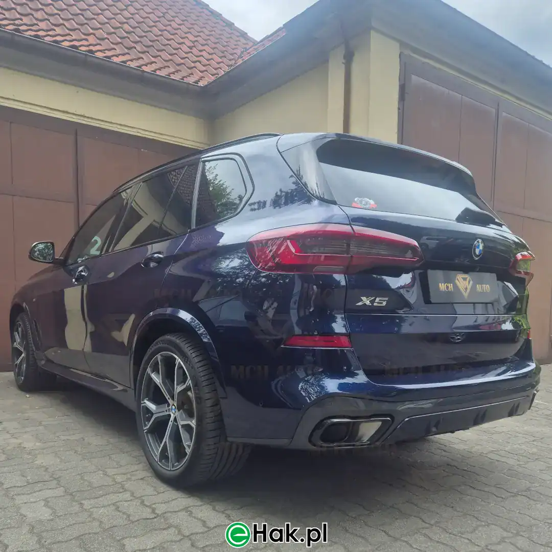 8 montaż haka holowniczego bmw x5 2018-