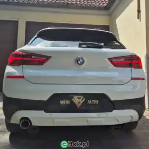montaż haka holowniczego bmw x2.
