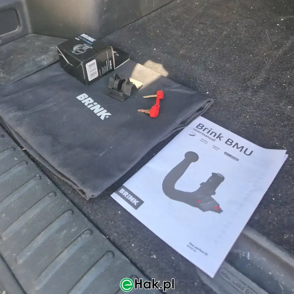 1 montaż haka holowniczego hyundai tucson iii