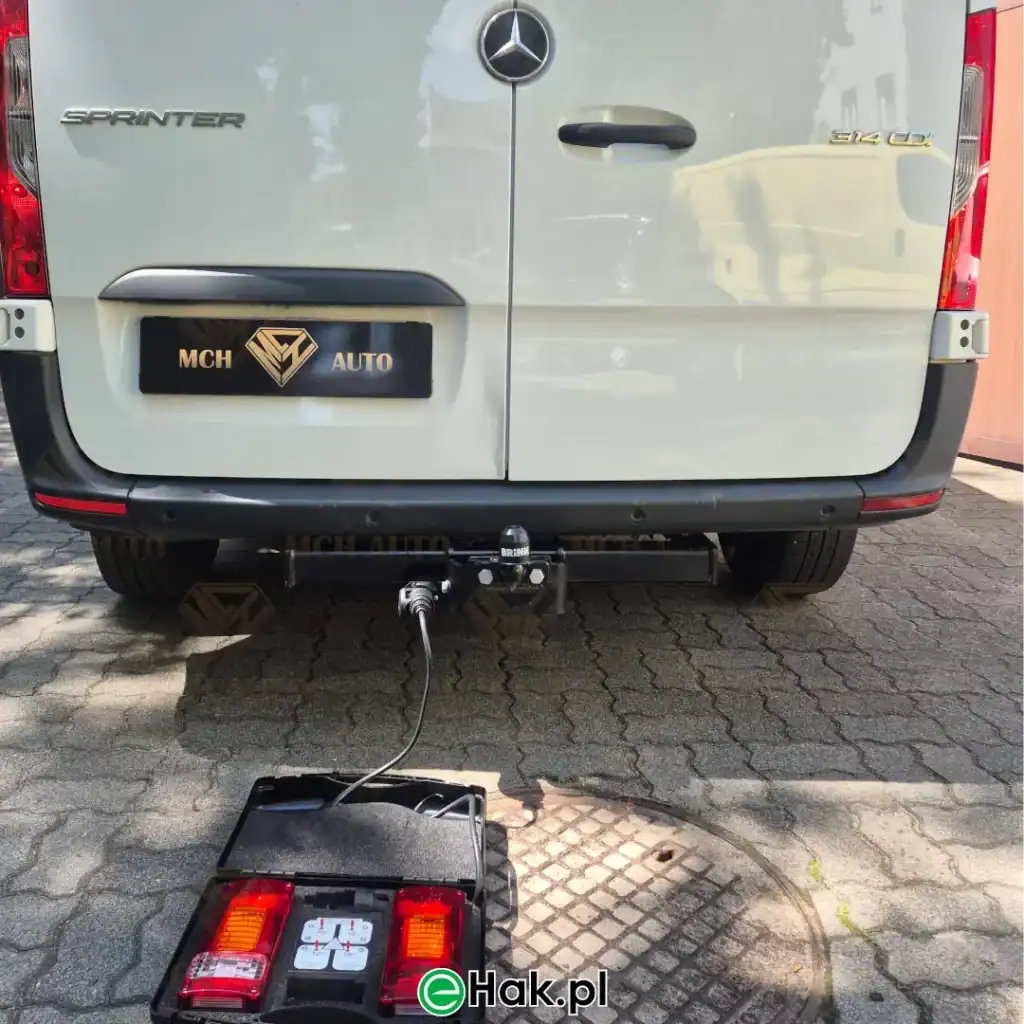 1 montaż haka holowniczego mercedes sprinter