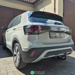 10 montaż haka holowniczego vw t-cross