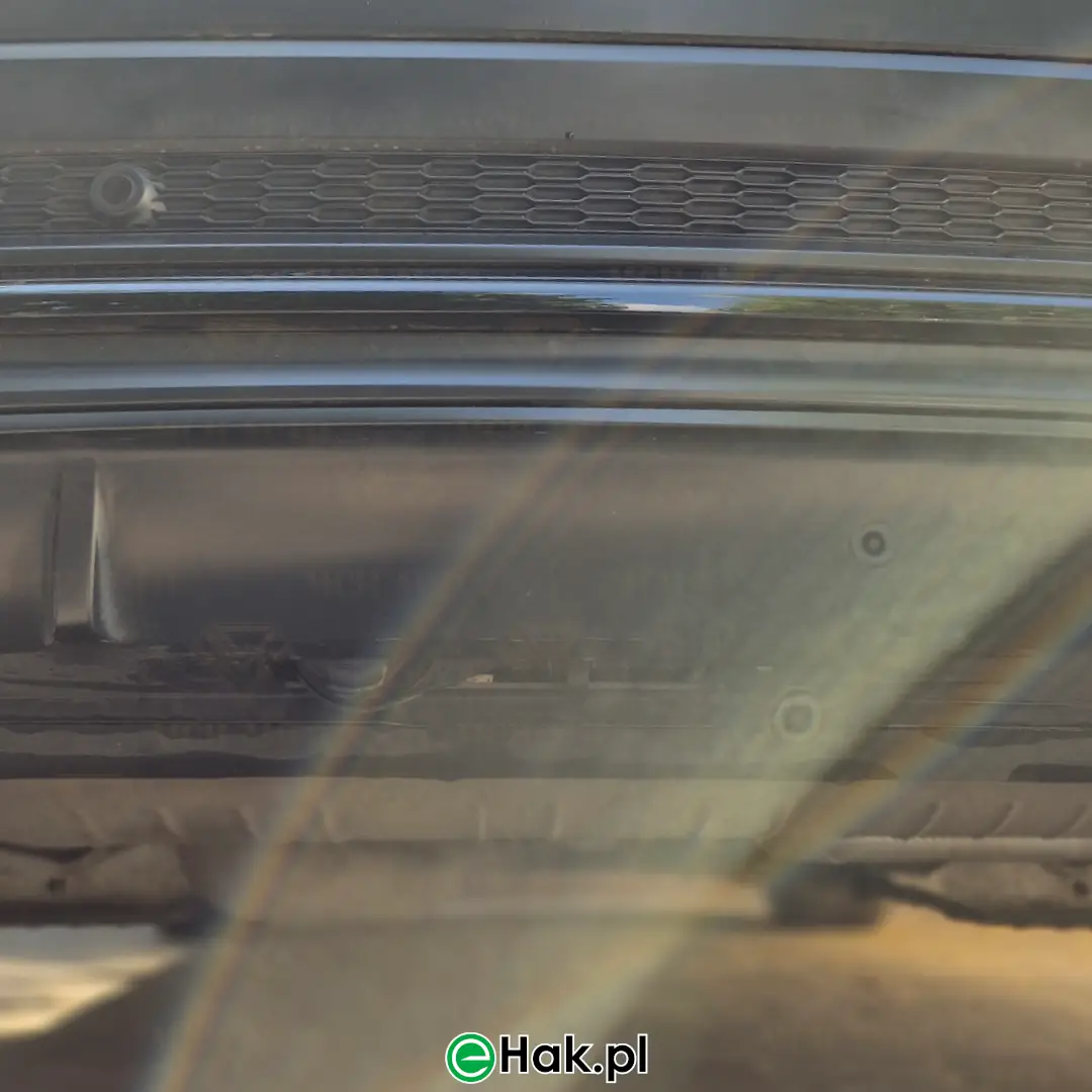 2 montaż haka holowniczego audi q8 s-line