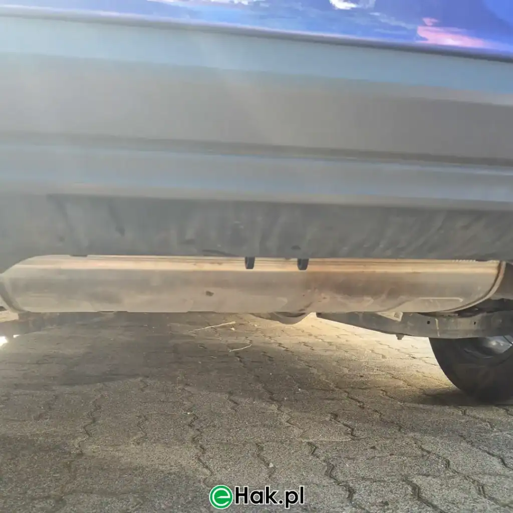 2 montaż haka holowniczego hyundai tucson iii