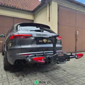 2 montaż haka holowniczego maserati grecale