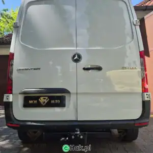 2 montaż haka holowniczego mercedes sprinter