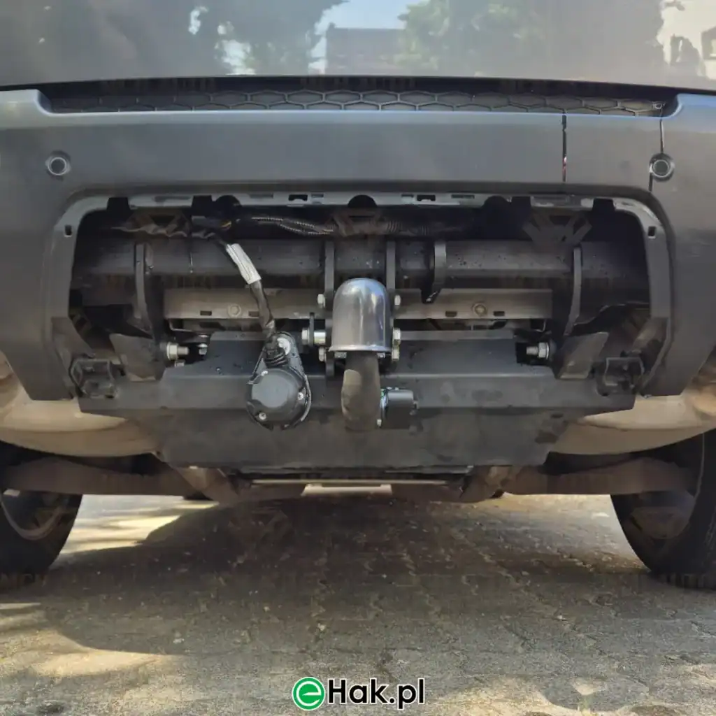 3 montaż haka holowniczego land rover range rover sport