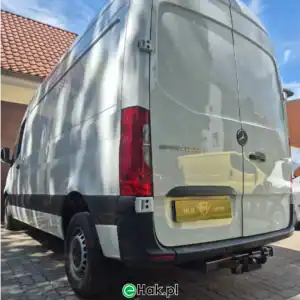 3 montaż haka holowniczego mercedes sprinter