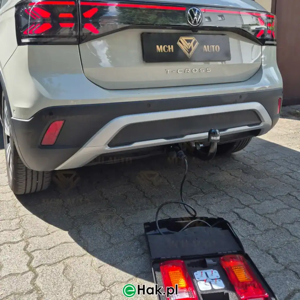 3 montaż haka holowniczego vw t-cross