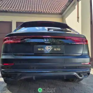 5 montaż haka holowniczego audi q8 s-line