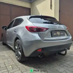 7 montaż haka holowniczego mazda 3