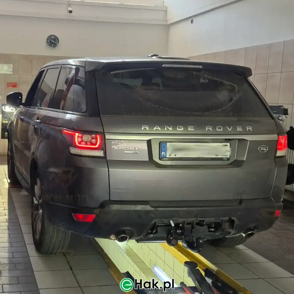 8 montaż haka holowniczego land rover range rover sport