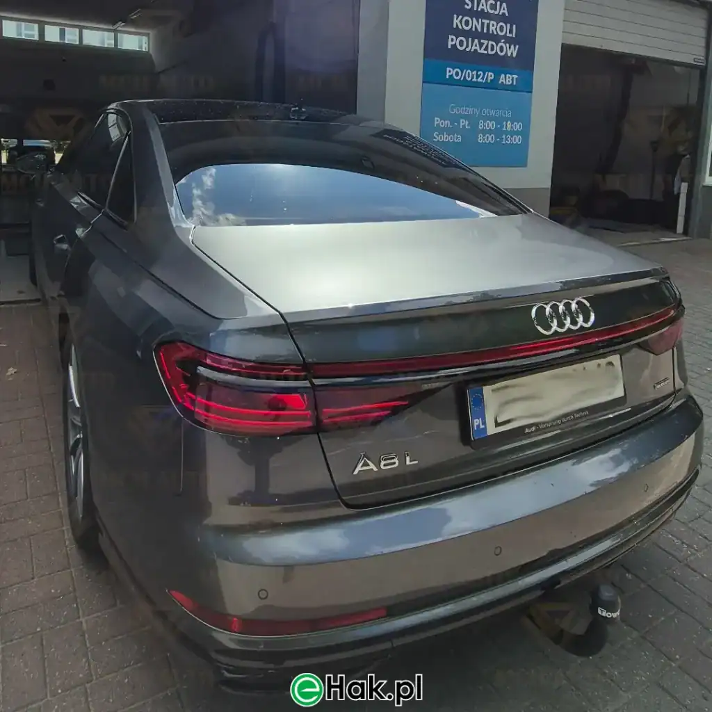 9 montaż haka holowniczego audi a8 long s-line