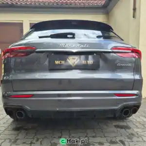 9 montaż haka holowniczego maserati grecale