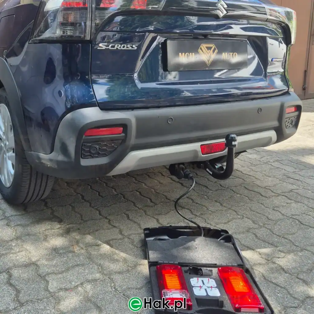 montaż haka holowniczego suzuki s-cross
