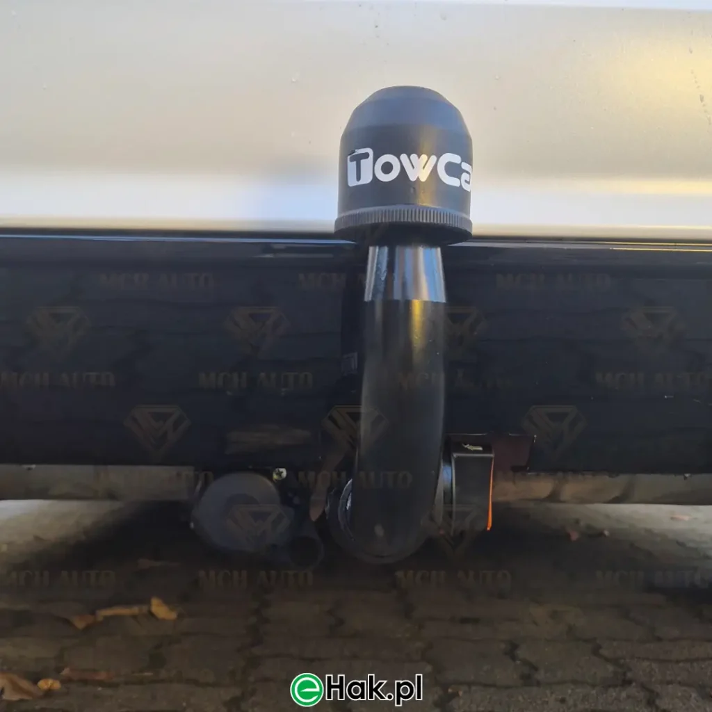 3 montaż haka holowniczego maserati grecale gt