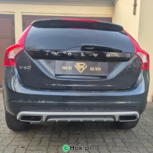 5 montaż haka holowniczego Volvo V60 I Cross Country