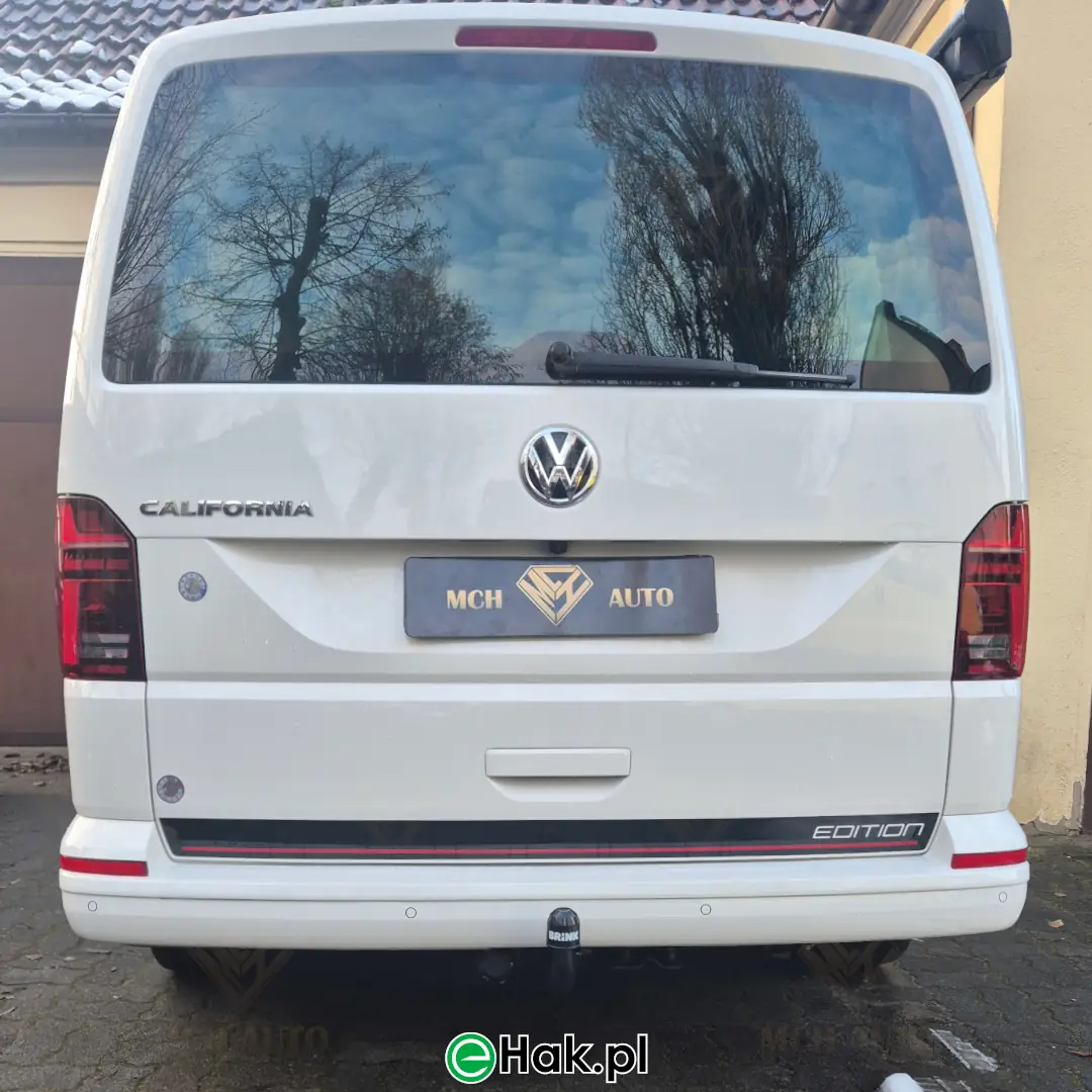 5 montaż haka holowniczego vw t6 california