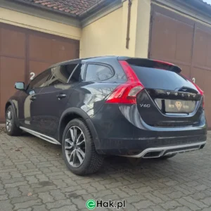 6 montaż haka holowniczego Volvo V60 I Cross Country