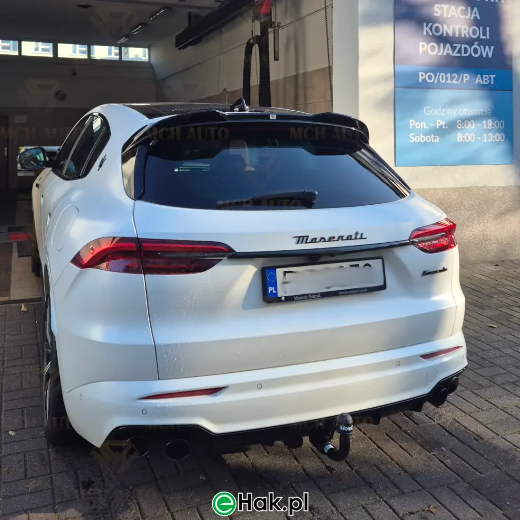 8 montaż haka holowniczgo maserati grecale gt